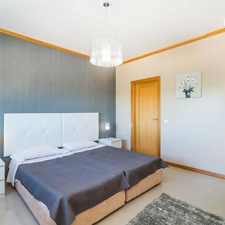 Fantastic Townhouse With Pool And Sea Views Villa Albufeira Ngoại thất bức ảnh