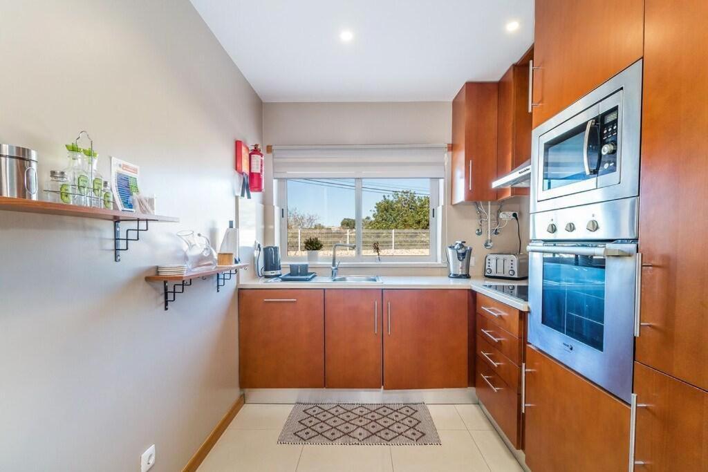 Fantastic Townhouse With Pool And Sea Views Villa Albufeira Ngoại thất bức ảnh