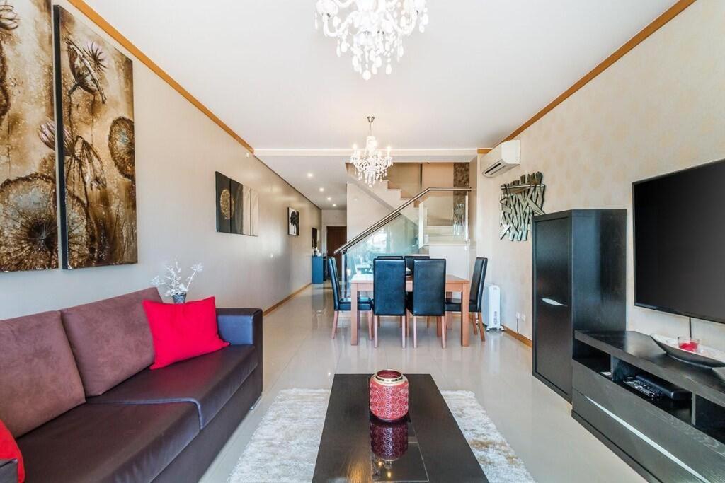 Fantastic Townhouse With Pool And Sea Views Villa Albufeira Ngoại thất bức ảnh
