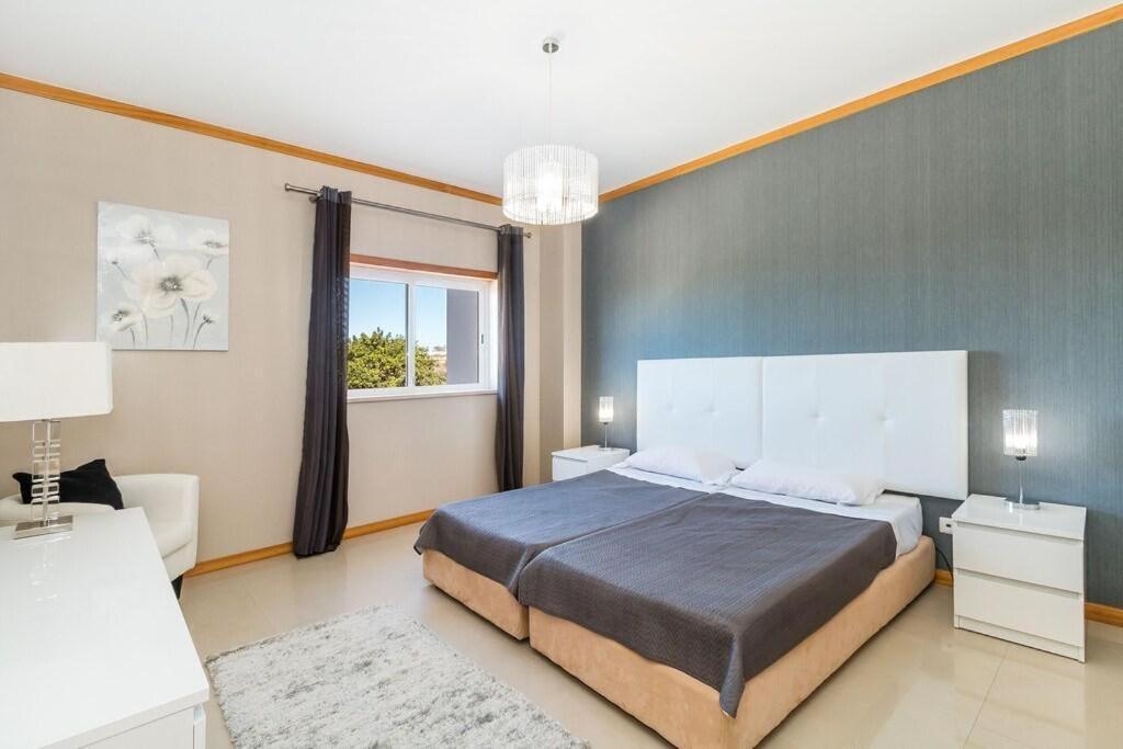 Fantastic Townhouse With Pool And Sea Views Villa Albufeira Ngoại thất bức ảnh