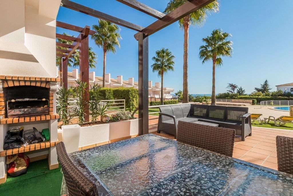Fantastic Townhouse With Pool And Sea Views Villa Albufeira Ngoại thất bức ảnh